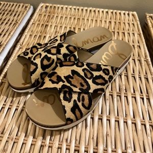 Women’s shoes